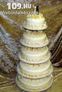 Apróhirdetés, Esküvői torta hagyományos emeletes